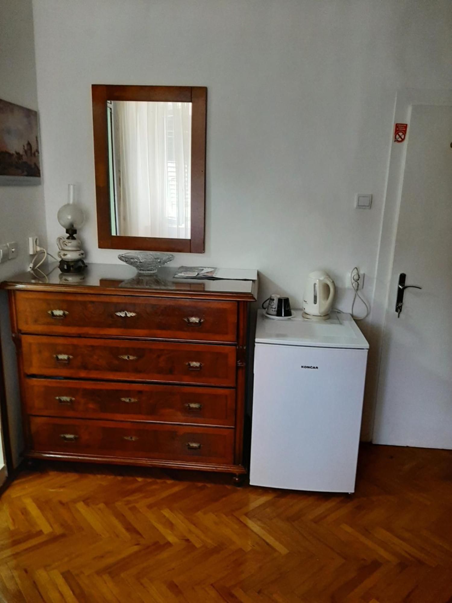 Mirella Guest house