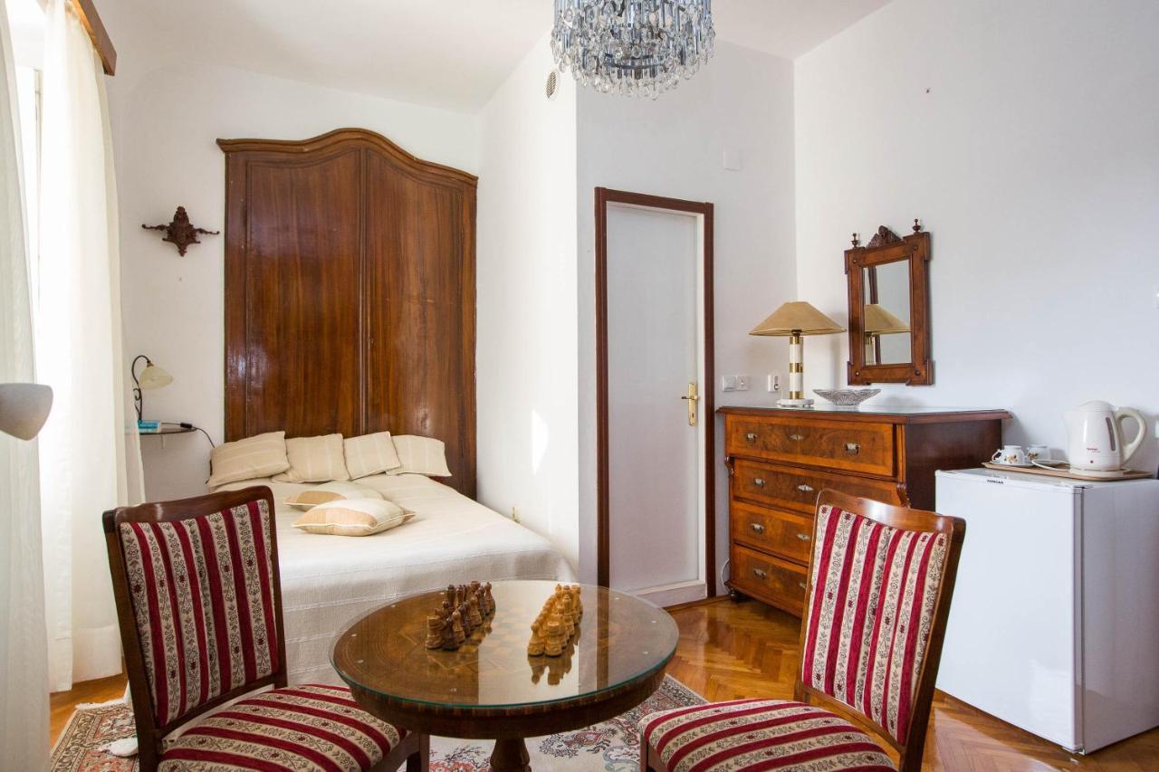 Mirella Dubrovnik